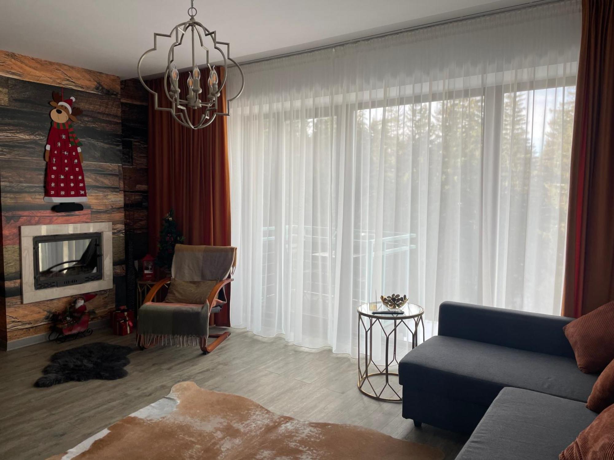 Luxury Silver Mountain Apartment 포이아나브라소프 외부 사진